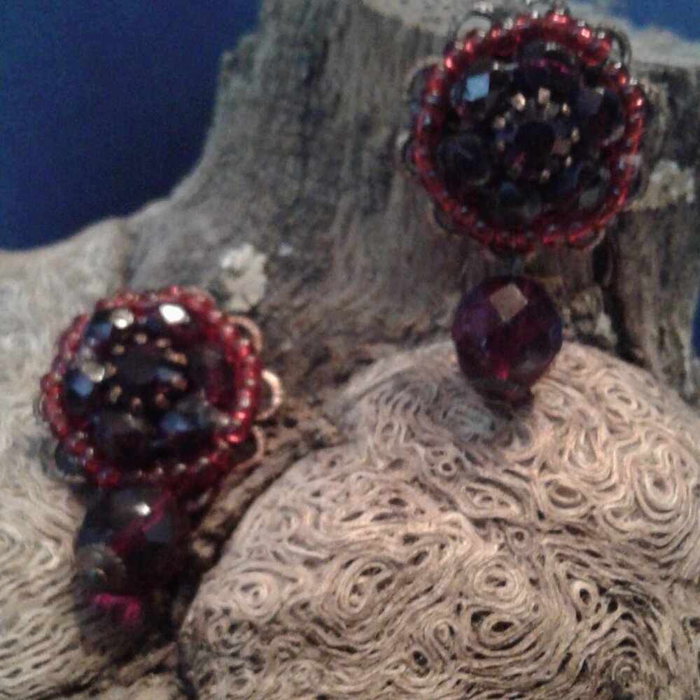 AVON Red Bead Earrings Formal